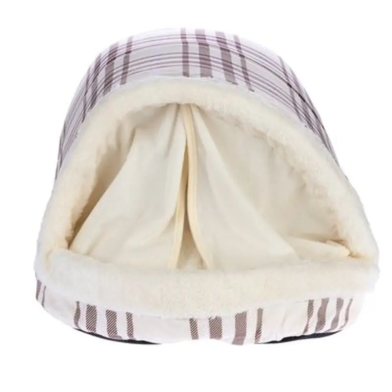zooplus Basics Checked Cuddle Bed Den - 60 x 40 x 28 cm (L x W x H)
