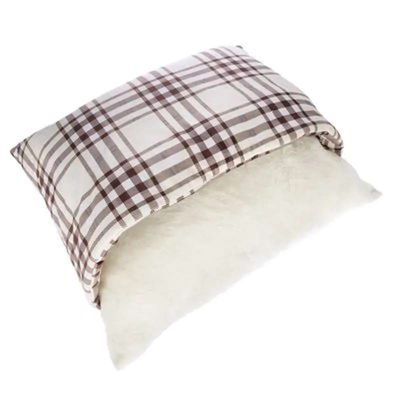 zooplus Basics Checked Cuddle Bed Cushion - 60 x 50 x 15 cm (L x W x H)
