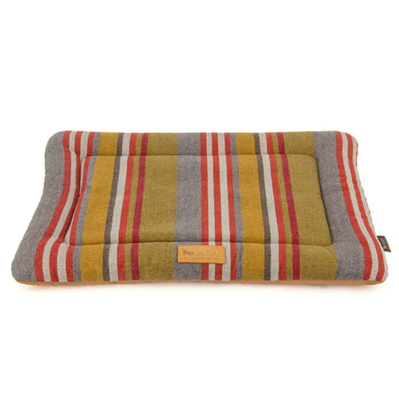 P.L.A.Y. Horizon Chill Pad Pet Bed - Woodland