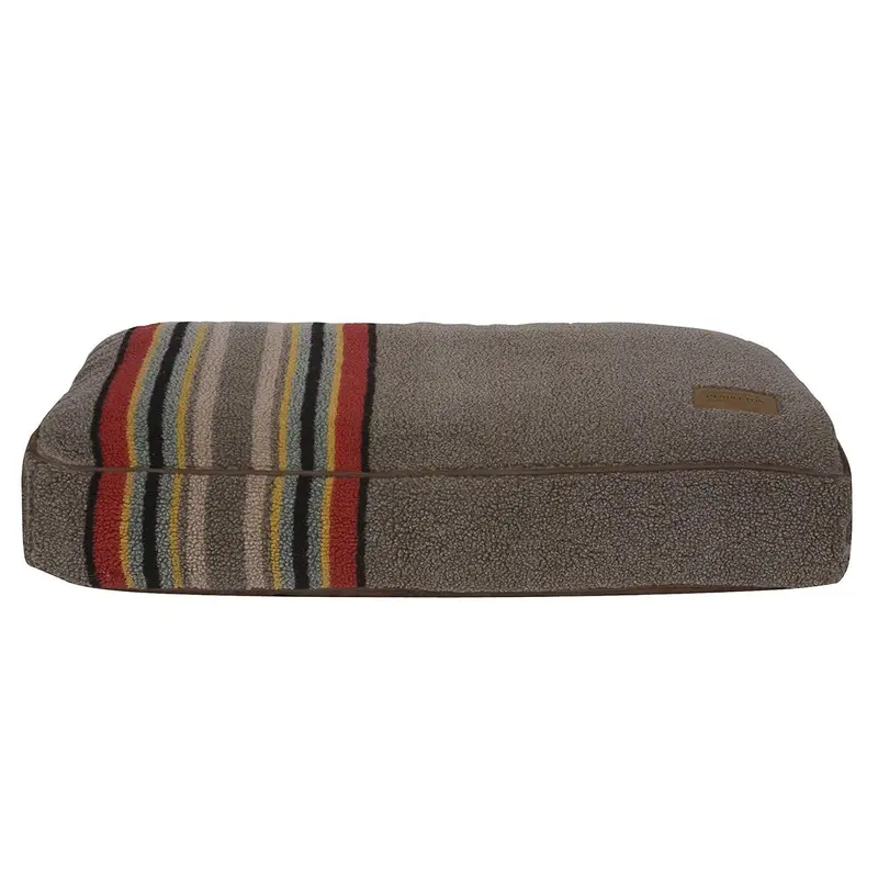Pendleton Pet Yakima Camp Berber Dog Bed - Umber