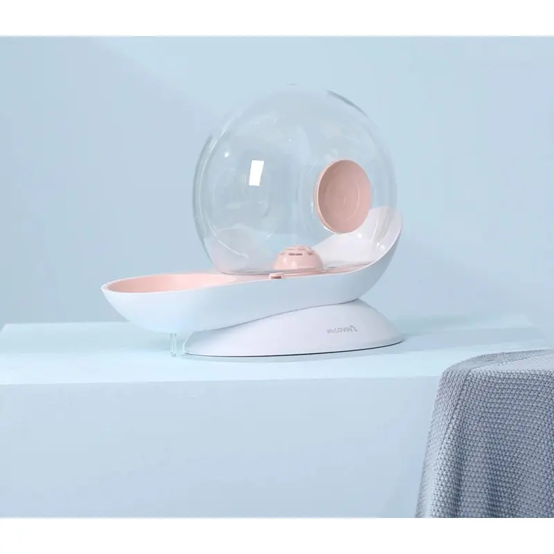 MCLOVINS GRAVITY WATERER - CATS AND SMALL DOGS