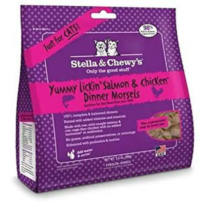 Stella & Chewy's 3.5 oz Freeze-Dried Yummy Lickin' Salmon & Chicken Dinner Cat 