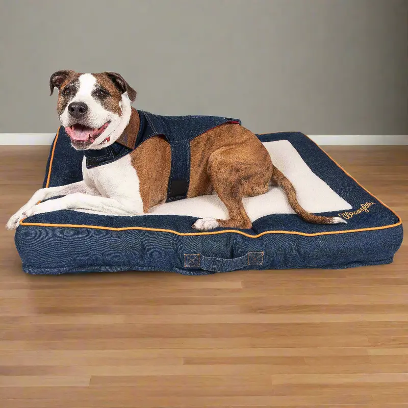 Wrangler Denim with Sherpa Top Gusset Bed with Handle