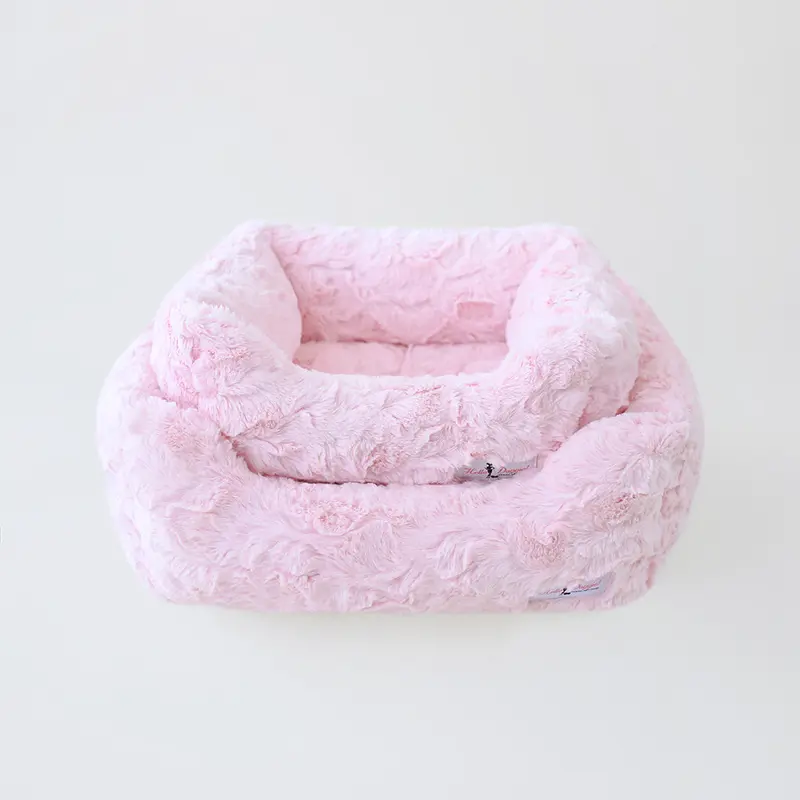 Bella Dog Bed (Old Dye Lot)